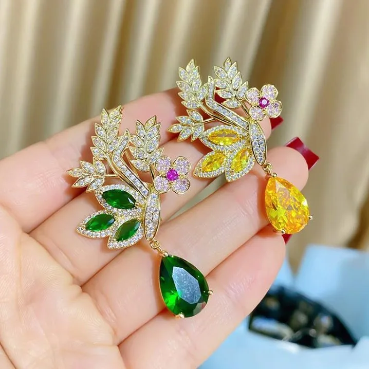 Fashion Green Yellow Leaves Flower Bouquet Wheat Ear Brooch for Women Creative Rhinestone Pin Suit Clothing Jewelry Accessories