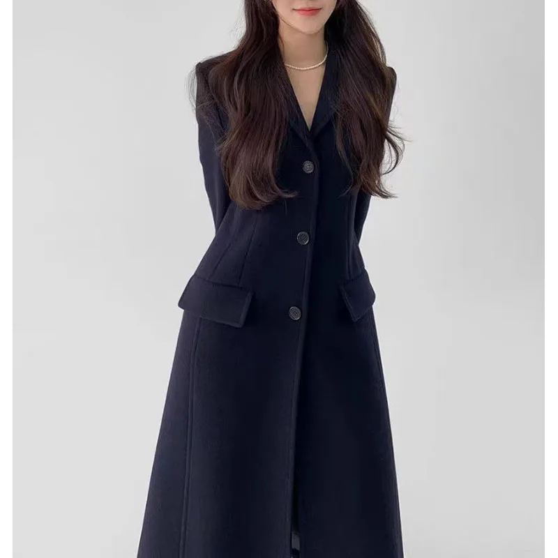 

2024 autumn and winter new black Hepburn style waist cinching slimming and thickening medium to long woolen coat for women