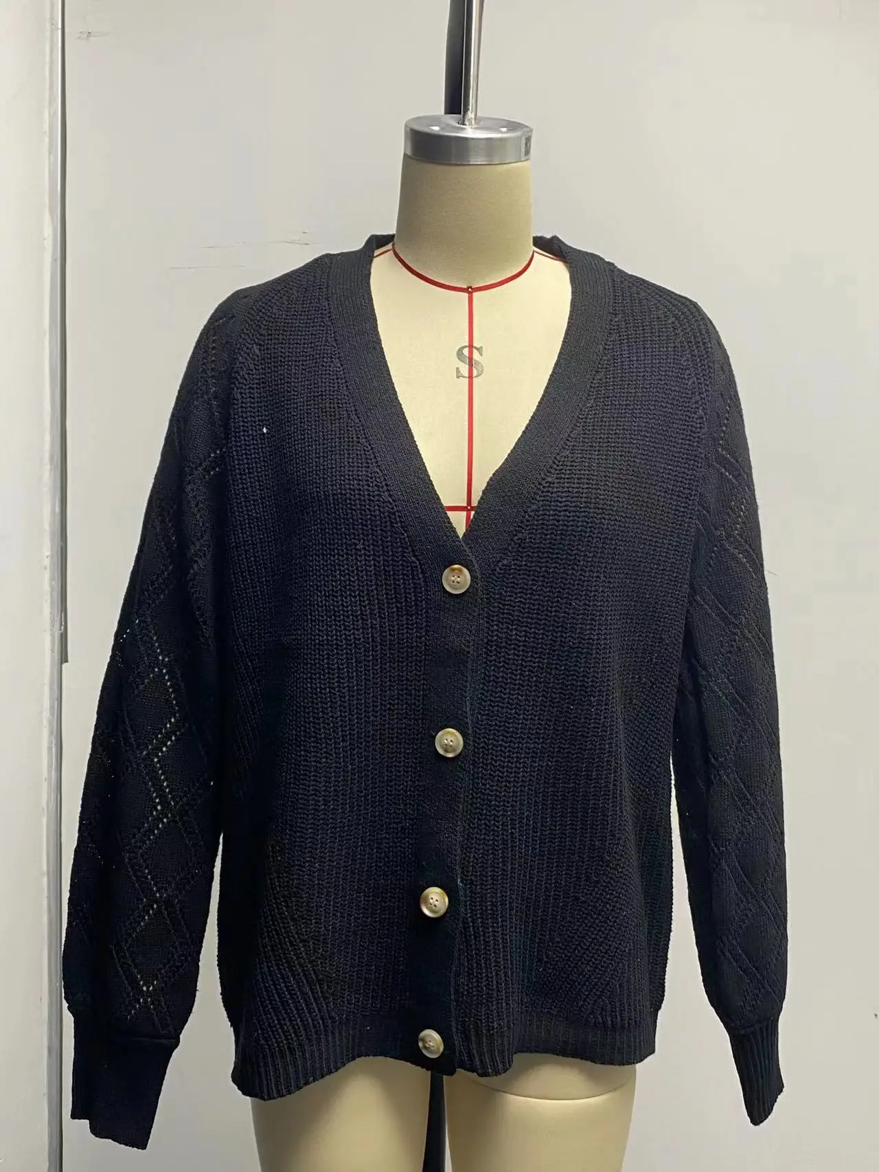 Nuova giacca maglione autunno tinta unita con maniche a sbuffo con diamanti per donna maglione cardigan monopetto sciolto