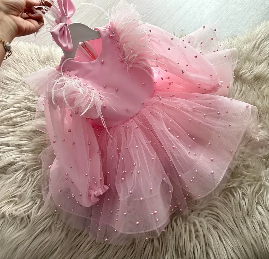 Vestidos florais macios com arco, pérolas plissadas, manga de penas, festa de aniversário da criança, vestido de baile com arco, tamanho infantil 12m 24m