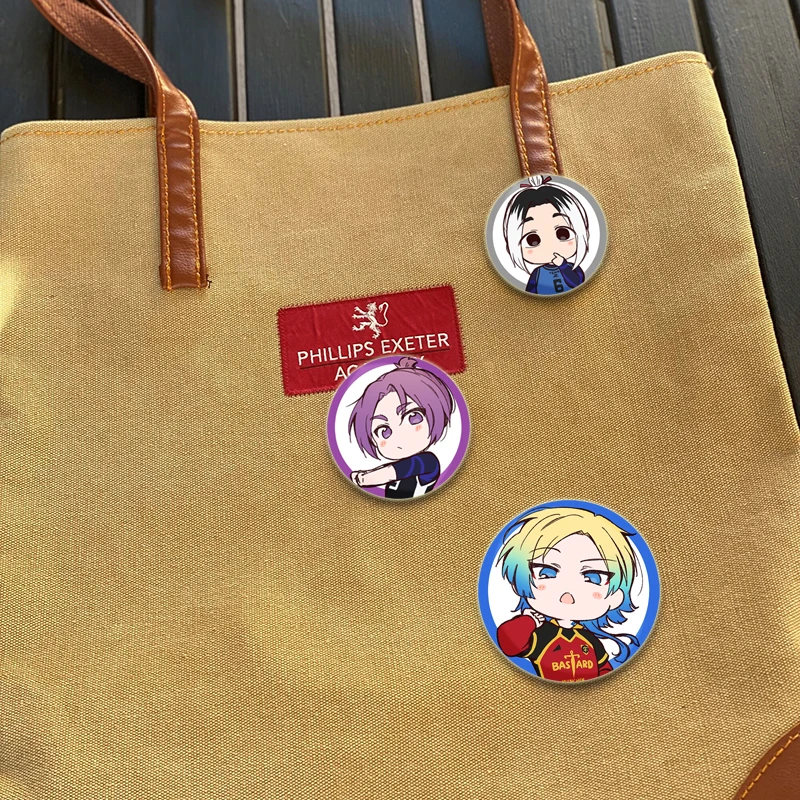 32/44/58mm Lapel bulat pin Anime biru kunci bros untuk ransel Bachira Hyouma lencana Cosplay aksesoris hadiah perhiasan