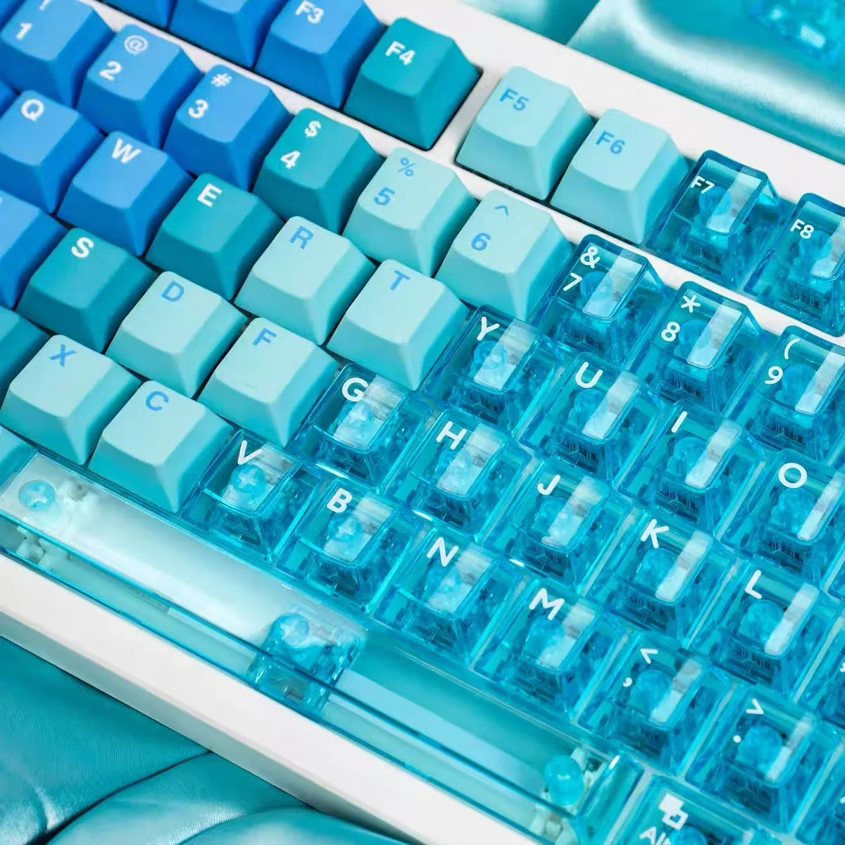 Imagem -03 - Aulidtech Havaí Gelo Keycaps Transparente Azul Gradiente Pbt Corante Sub uv Semi Brilho Através para Teclado Mecânico Neve Montanha