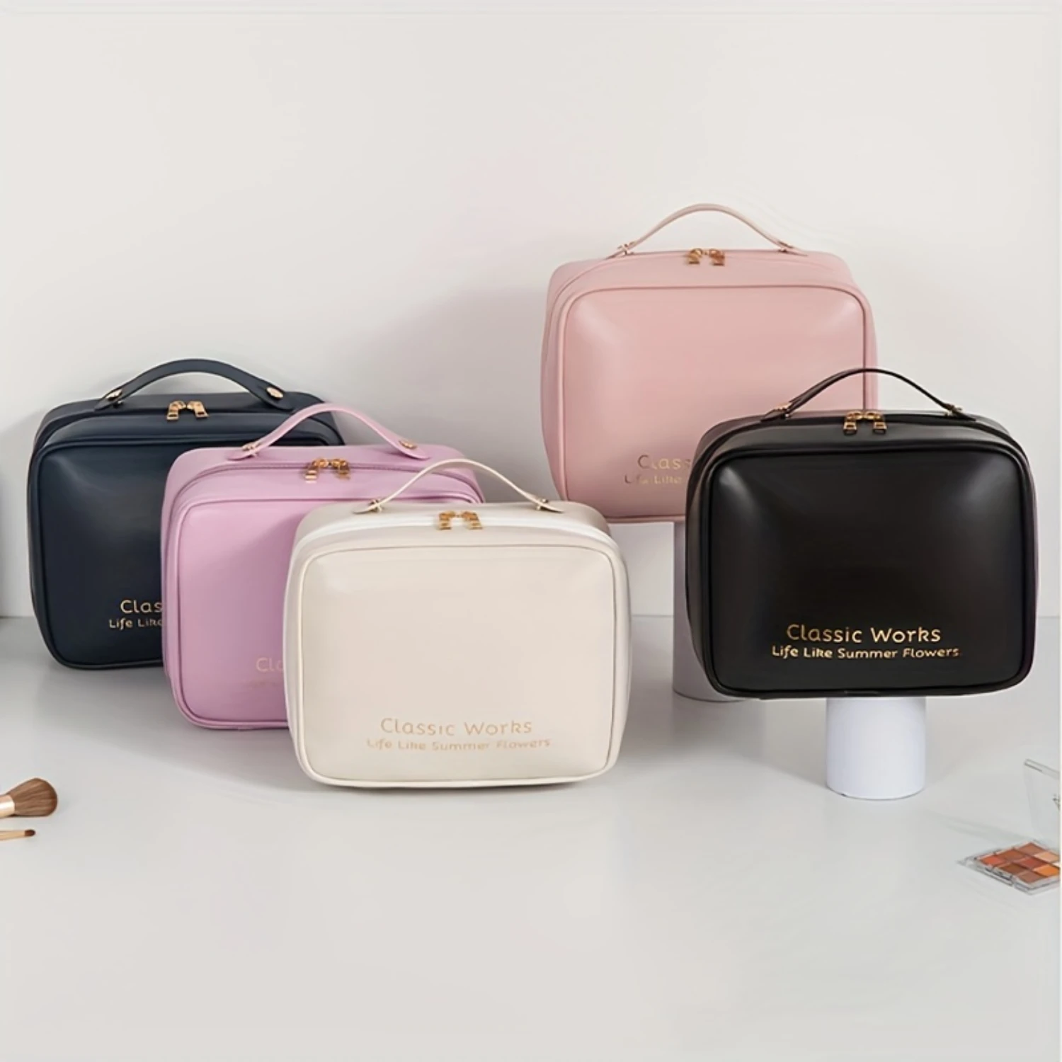 

Large Capacity Toiletries Bag, PU Leather Cosmetics Bag, Desktop Toiletries And Cosmetics Bag