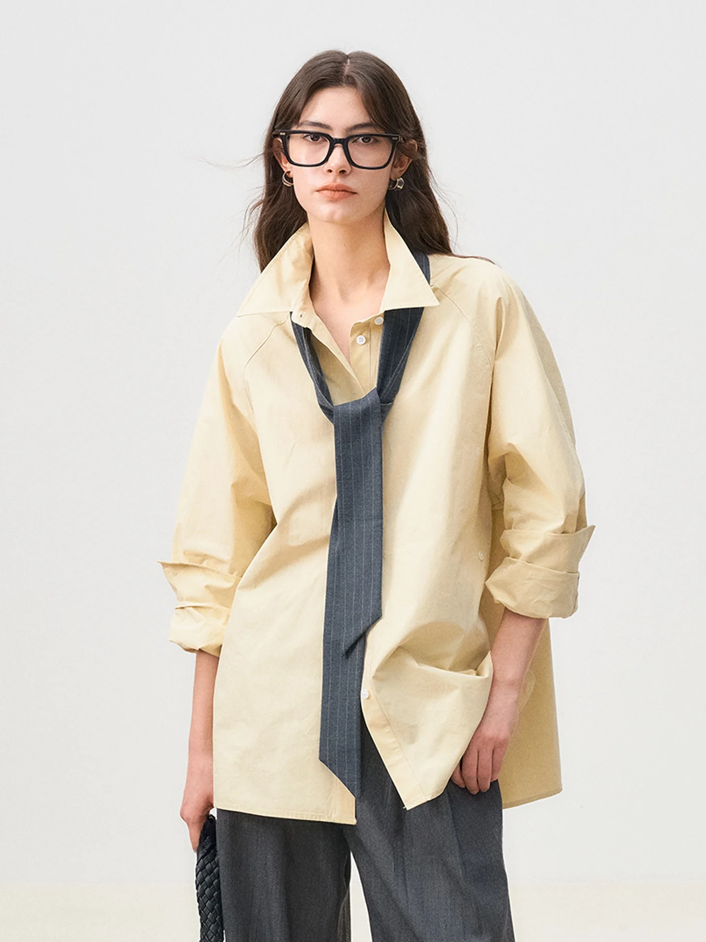 

Женская повседневная модная рубашка FreMoi из чистого хлопка с жатой текстурой, застежкой на пуговицах по бокам талии, двусторонним ношением, весна-осень