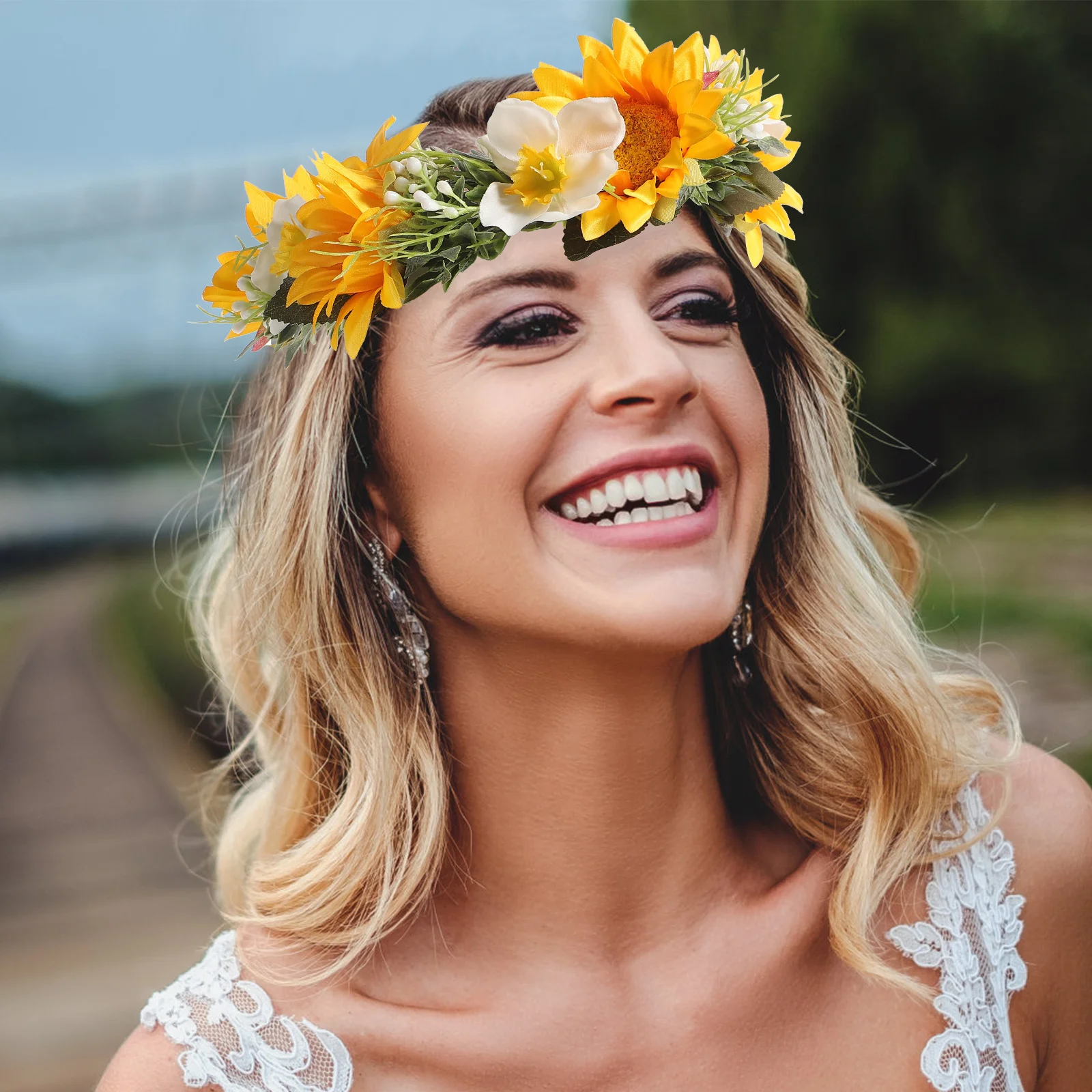 

Sunflower Bride Headband Adjustable Wedding Headpiece Floral Wreath Hairband Elegant Bridal Accessory for Tropical Party