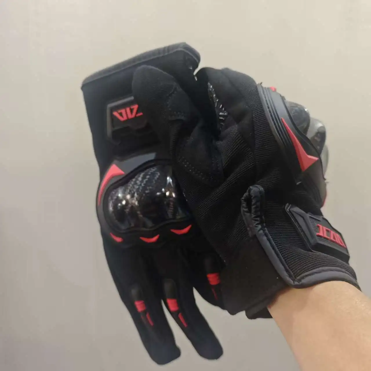 Summer Breathable Touchscreen Motorcycle Gloves Full Finger Accessories for Men Women Anti-Slip Racing Reflective Carbon Glove