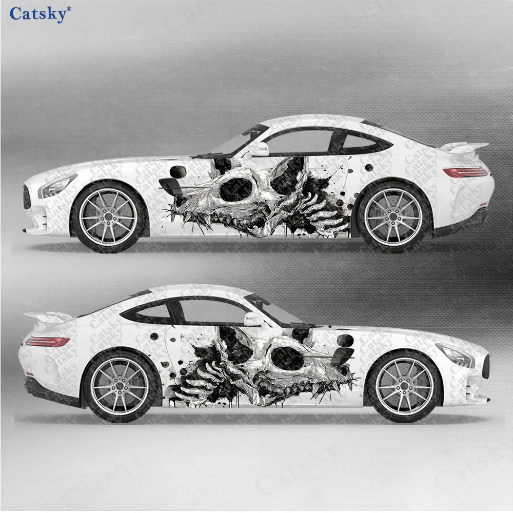 2pcs Black and White Animal Skull Blood Splatter Sticker, Suitable for Cars and Trucks, Durable, Fade-Resistant, Easy to Install