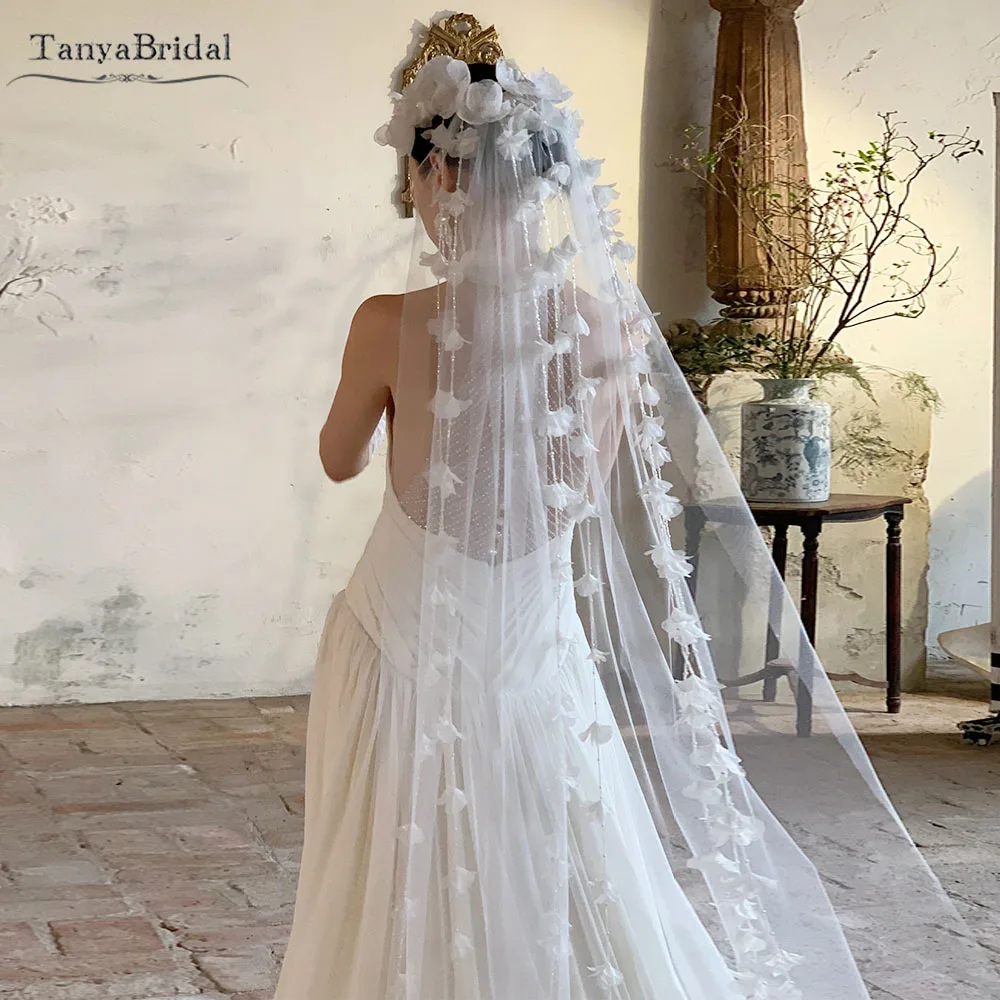 Voiles de mariage longs en tulle avec fleurs, ligne de perles de luxe, nickel é, romantique, patients, pièces de sauna, DV064