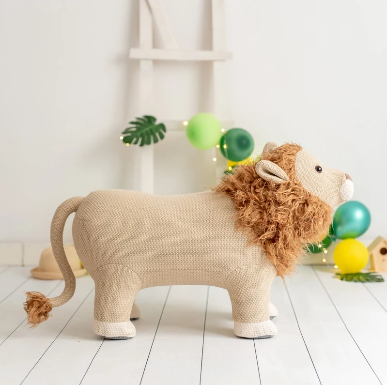 Exclusive Patent Design Wholesale Children's Stuffed Animal Cute Little Lion Wooden Frame Ride on Baby Toy Stool