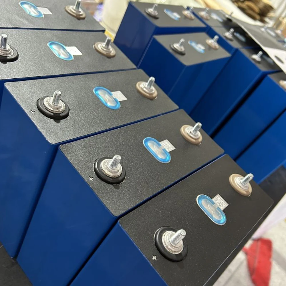 Cornex 314Ah بطاريات ليثيوم أيون المنشورية الصف A + 3.2V 52Ah 100Ah 280Ah 300Ah 314Ah 340Ah Lifepo4 بطارية البطارية الشمسية