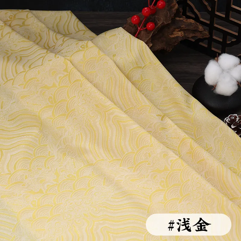 Variant: Light gold