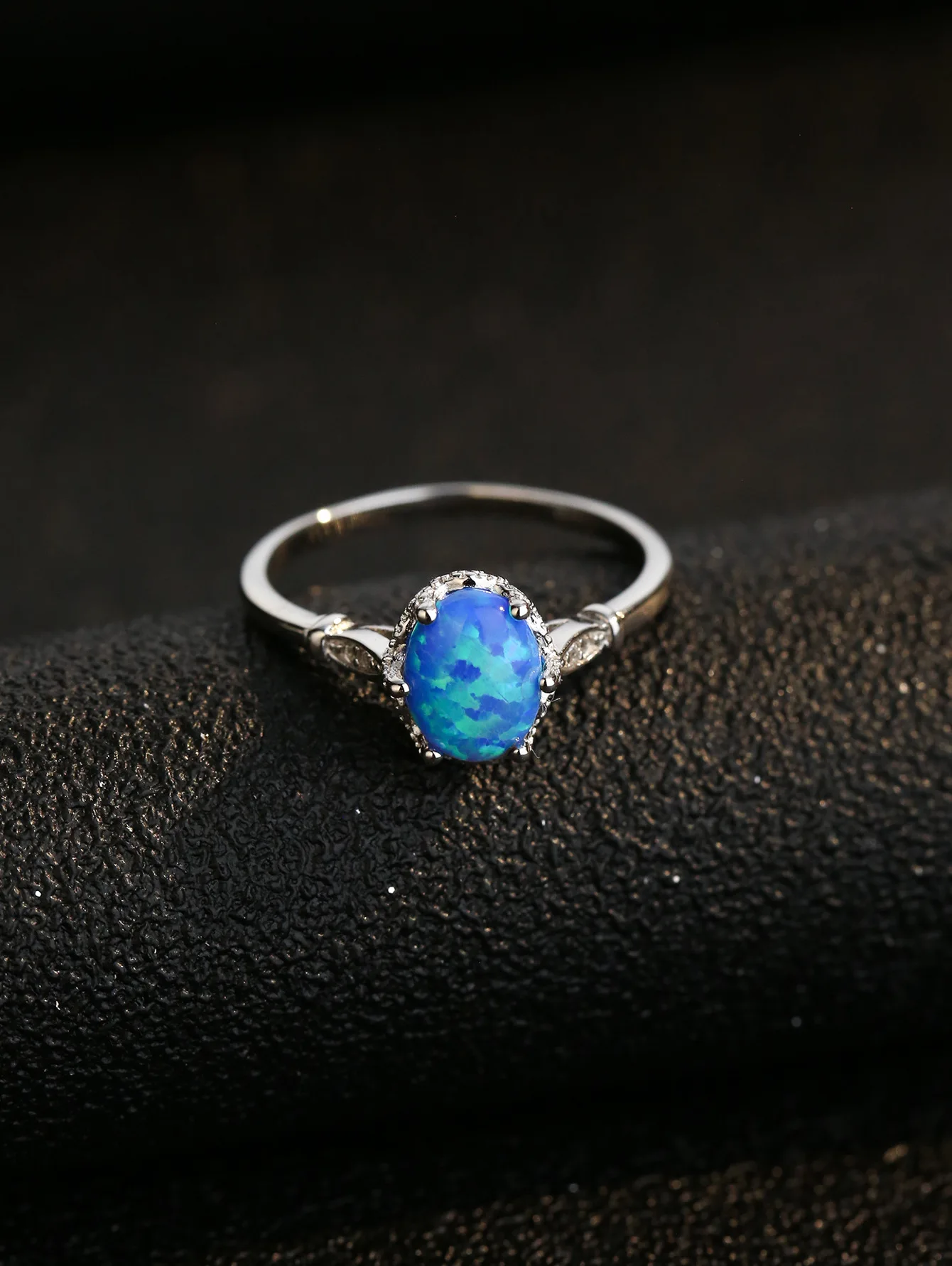 Splendid Pure 925 Silver Women's Ring with Simple Design,Decorated with Oval Blue Opal and Zircon for Birthday Party Wearing