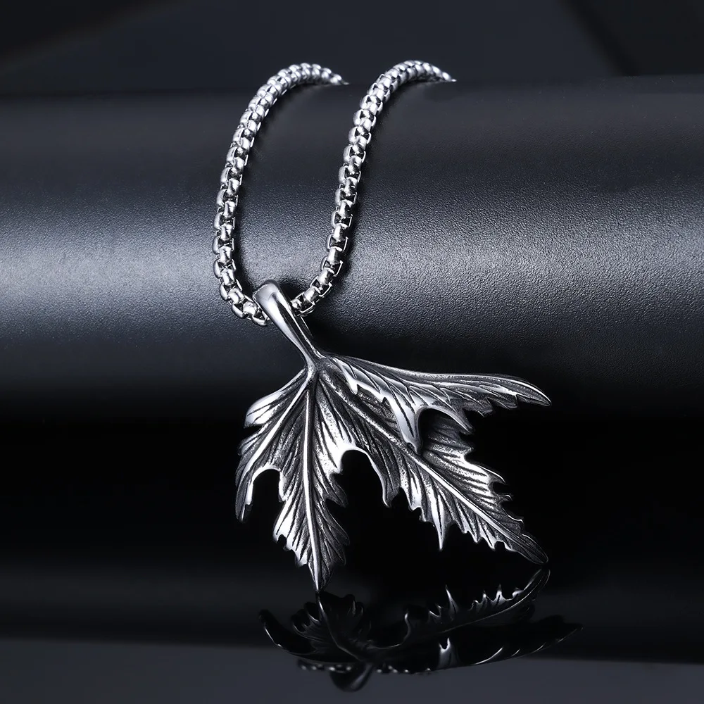 

2024 New 316L Stainless Steel Maple Leaf Pendant For Men Chain Gothic Amulet Jewelry Party Gifts