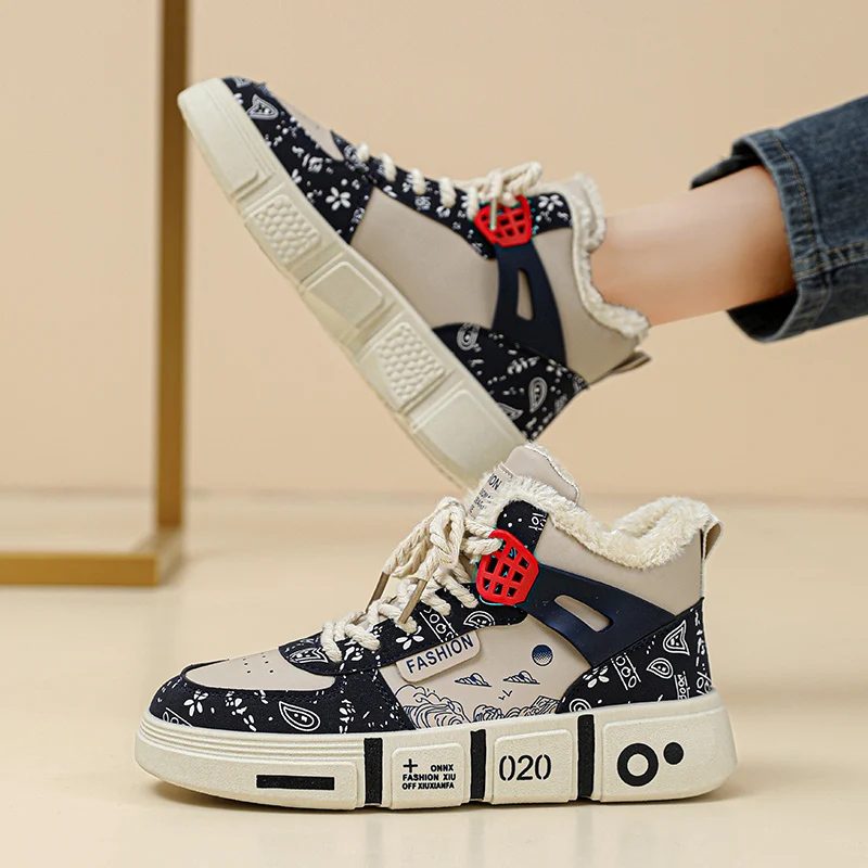 

2025 Новая повседневная универсальная спортивная обувь для студентов и студентов, зимние теплые короткие ботинки из хлопка и бархата