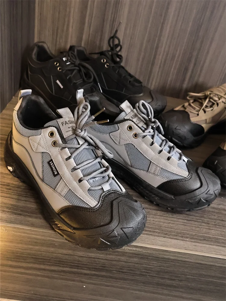 

Comfortable Lightweight Anti-Slip Men's Outdoor Sports Shoes Wear-Resistant Mountaineering Boots with Head Protection