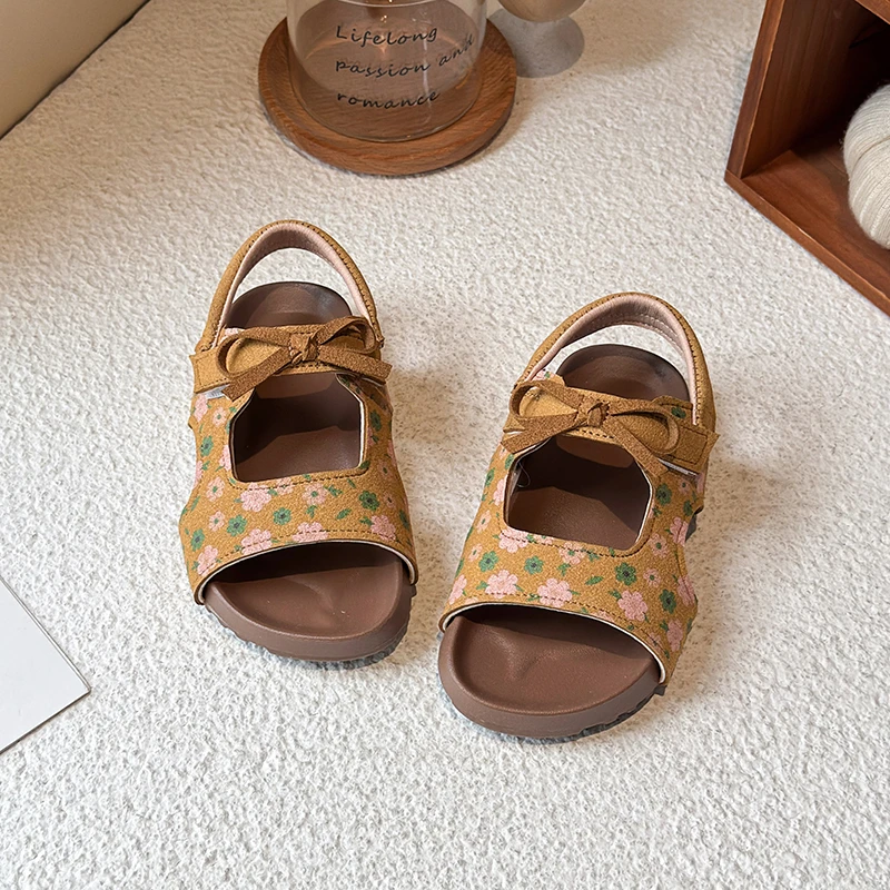 

Summer Kids Princess Sandals Sweet Flower Pattern Girls Platform Sandals for Daily Wear Causal Hollow-out Children Dress Shoes