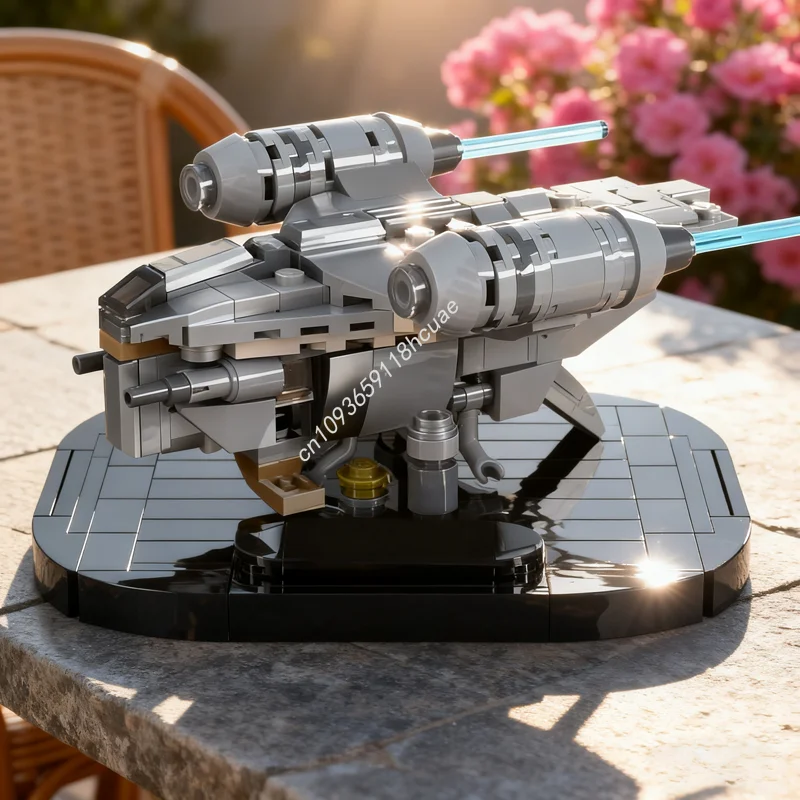 241pcs MOC Micro Size ST Assault Ship Razor Crest Star Battle Model Building Festival Gift Blocks Architecture Toys Education