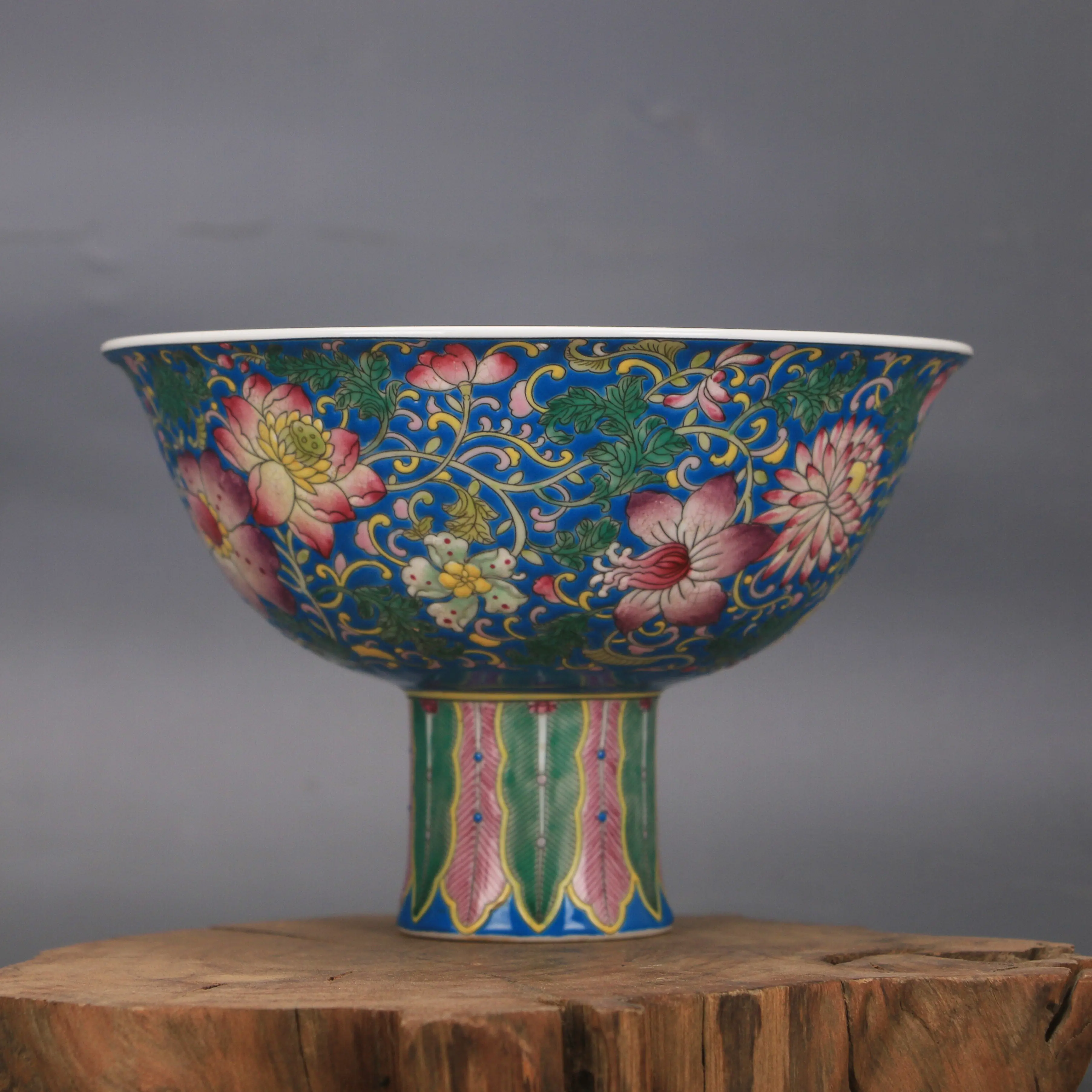 Qianlong Style Famille Rose Porcelain High Foot Fruit Plate with Floral Pattern Handmade Antique Replica Home Decor