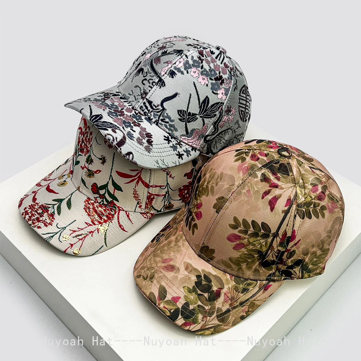 

New Women Ethnic Style Flower Branches Baseball Hats Sunshade Elegant Versatile Outdoor Peaked Caps Retro Fashion Hardtop ins