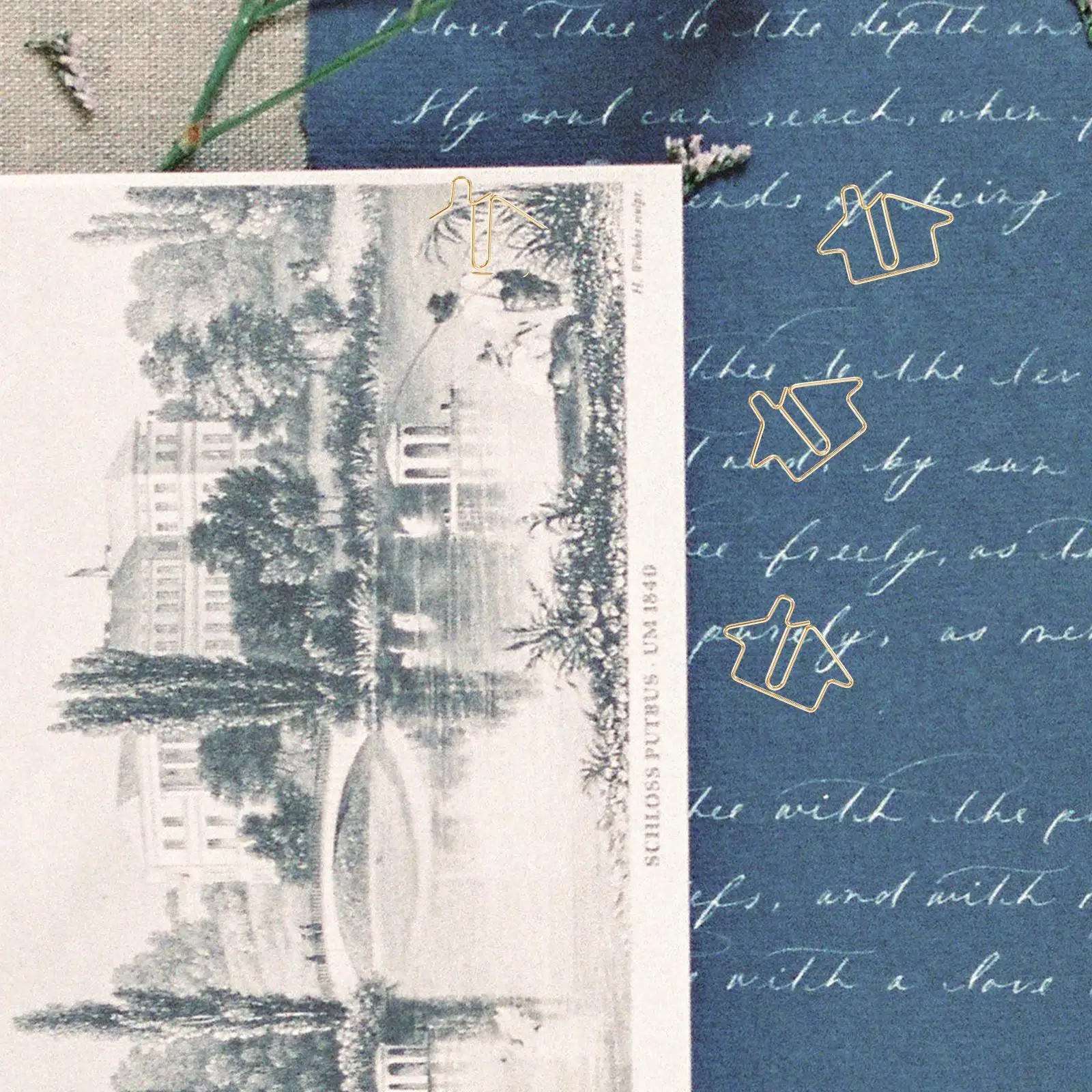 50pcs Metal House Shaped Paper Clips Golden Small Decorative Bookmarks Office Use Cute Mini Clips for Cards Photos Albums