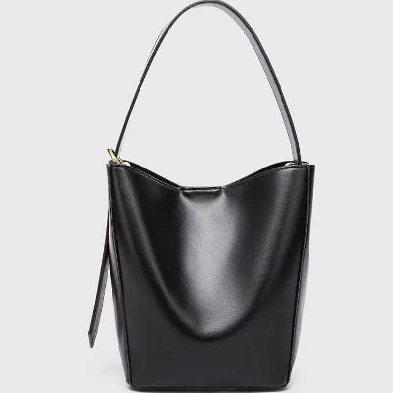 

New autumn and winter products, high-end fashion, commuting, women's single shoulder crossbody bag, casual bucket women's bag