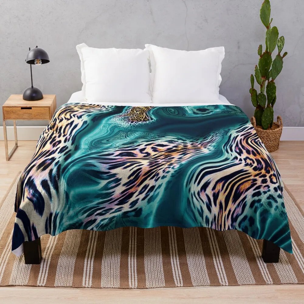 

Mesmerizing turquoise leopard pattern Throw Blanket Flannel Fabric sofa bed Blankets