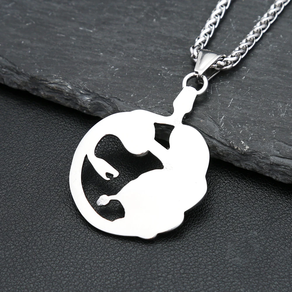 Gothic Classic Medusa Pendant  - đánh giá và giá Men Accessories Necklace