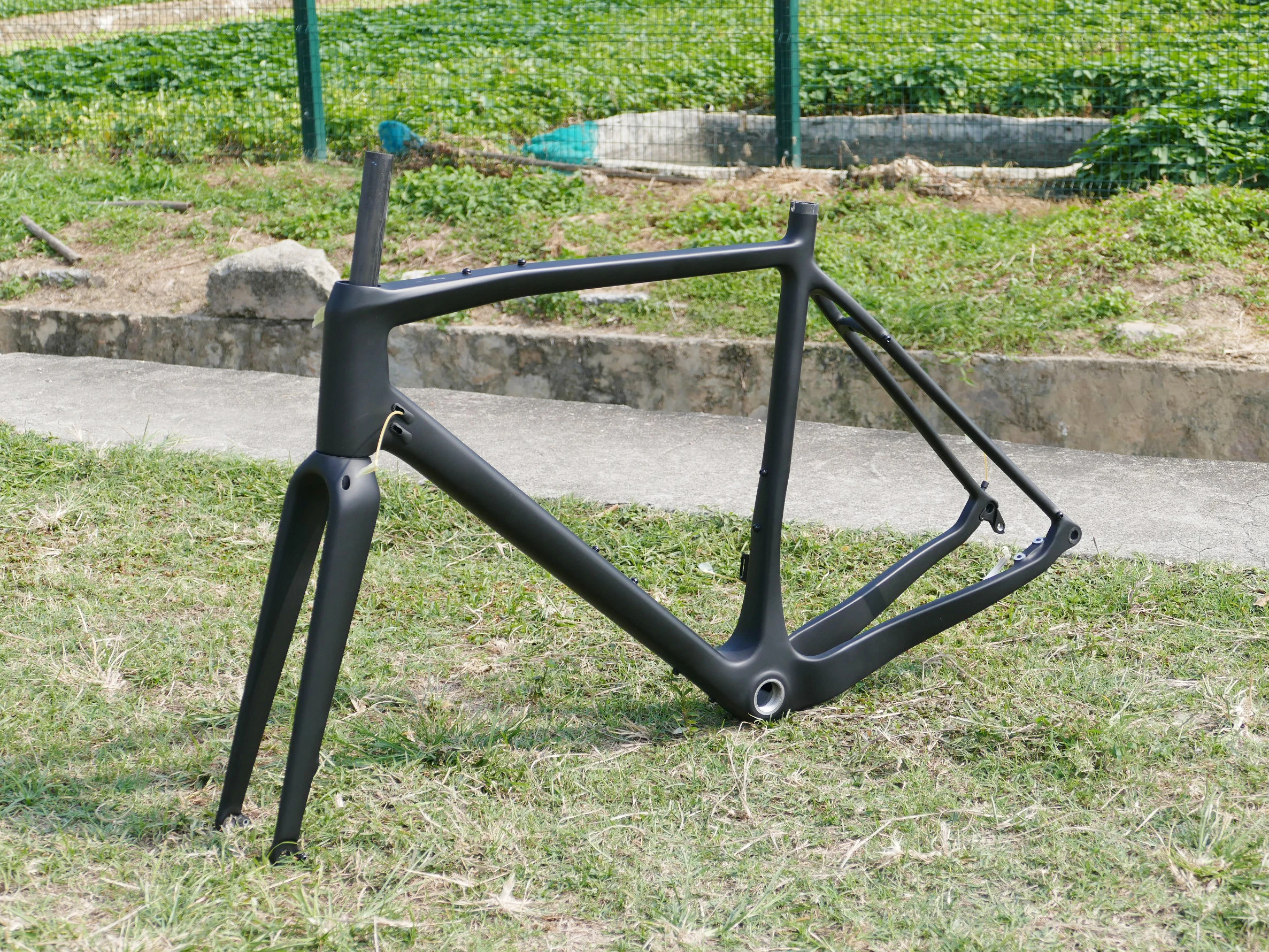 

(M003) Carbon matt Gravel Bike Frame Fork axle 142 * 12mm Road bicycle frame 46cm 49cm 52cm 54cm 56cm 58cm 61cm