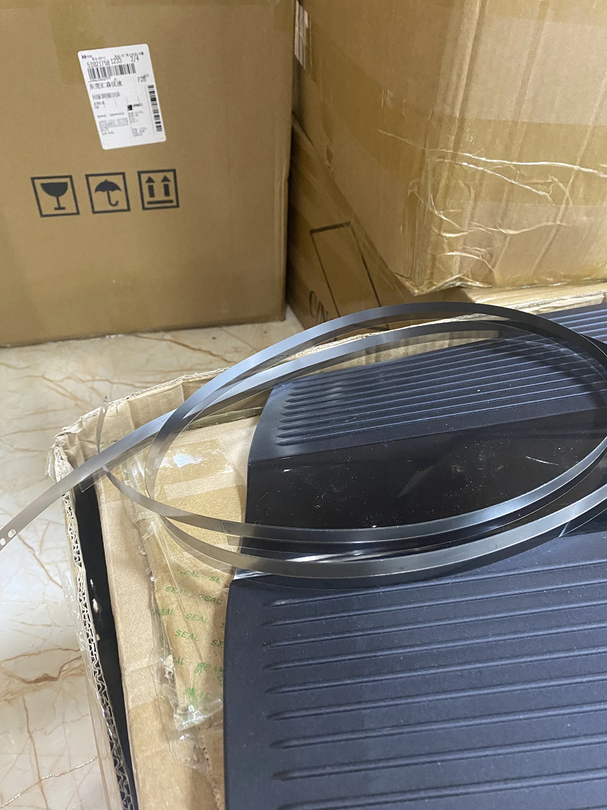 

CK839-67005 44-дюймовая полоса энкодера со стальной полосой для деталей принтера HP Designjet T620 T1200 T770 T610 T1300 T790 T1100 T2300