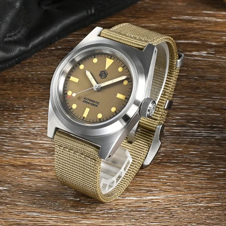 سان مارتن ساعة أوتوماتيكية للرجال 38 مللي متر الطيار العسكري الميكانيكية ساعة اليد 20ATM مقاوم للماء مضيئة الياقوت حزام النايلون YN55