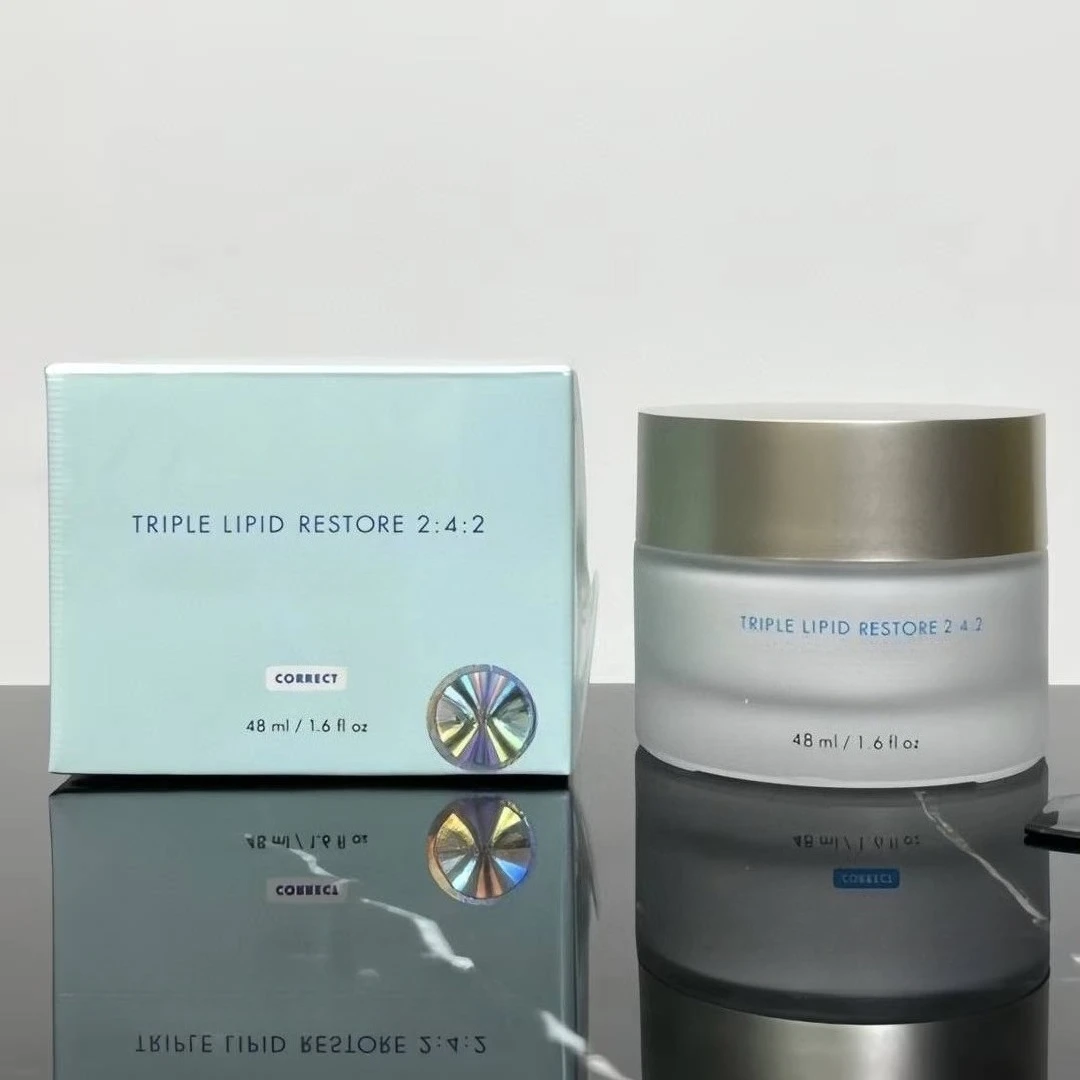 

Крем для лица TRIPLE LIPID 242, состав 2:4:2, 48 мл