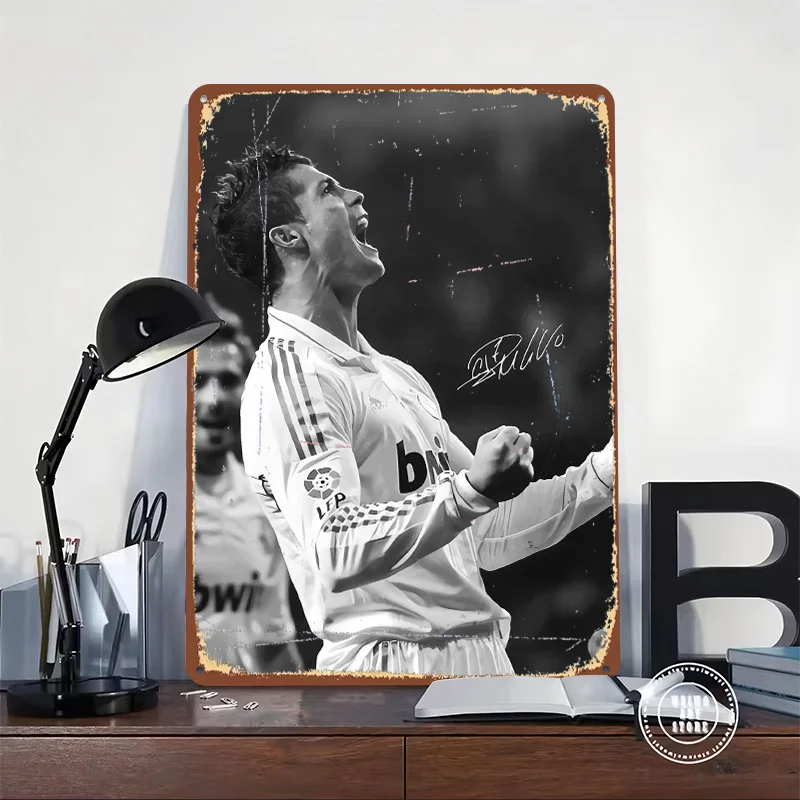 Messi Soccer Ronaldo Printed Poster Customized Wall Art Retro Vintage Metal Tin Signs for Home Apartment Decoration Room Decor
