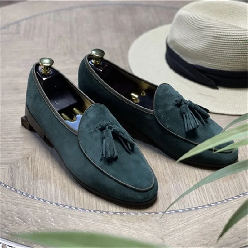 2024 Tassel Design Men Round Toe Suede Leather Flat Shoes Comfortable Genuine Leather Slip On Man Footwear Vintage Boy Shoes