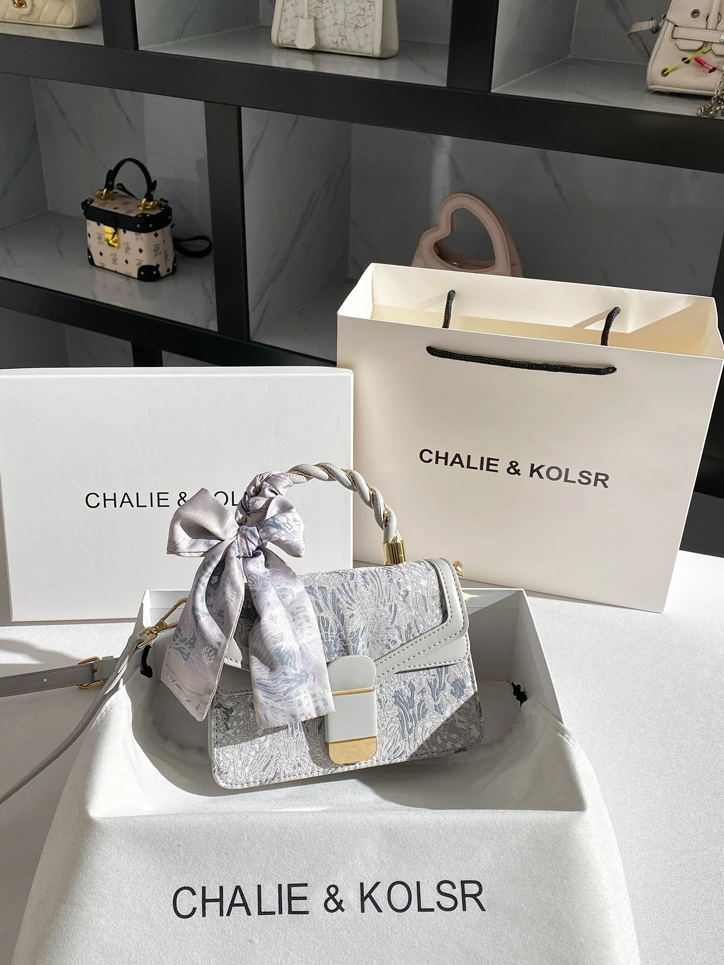 sac-a-main-chaliekolsr-brode-avec-motif-deesse-du-vin-nouveau-sac-carre-polyvalent-pour-femme-en-cuir-souple-style-decontracte-ideal-pour-l'ete
