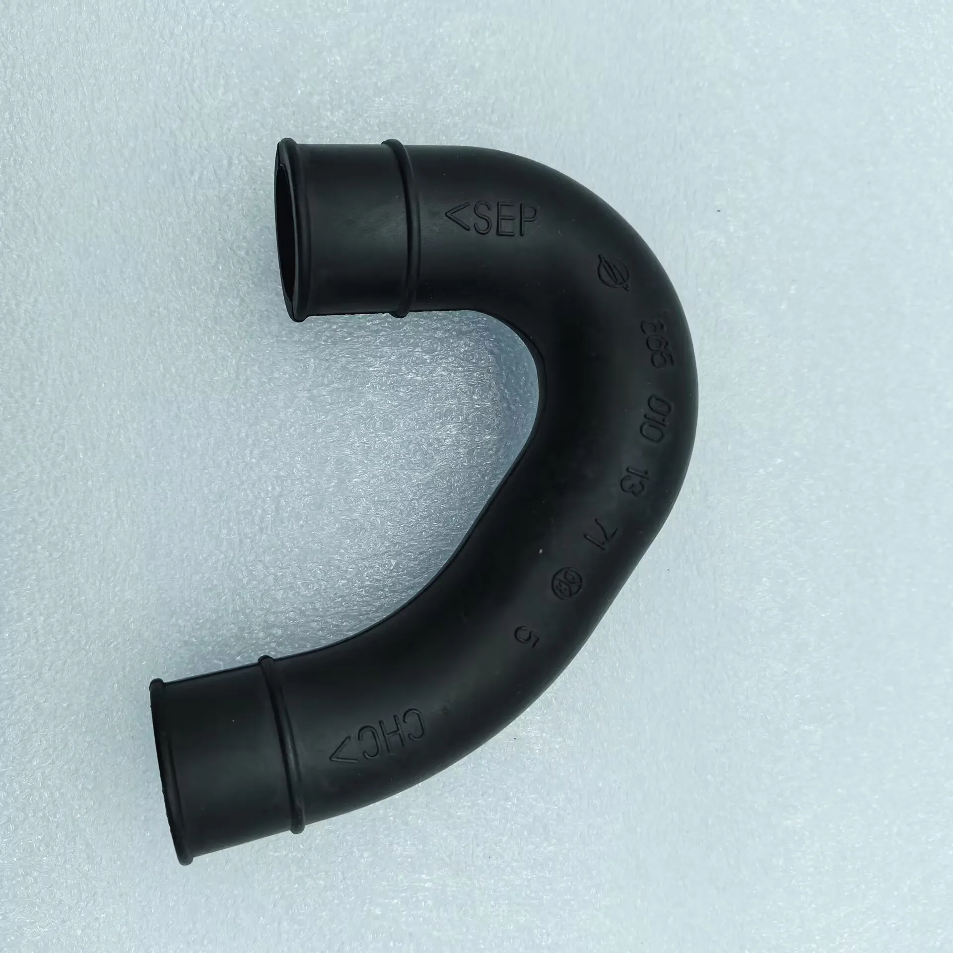 Blow By Inlet  Exhaust  Hose For Ssangyong Actyon Kyron Rexton  6650101371