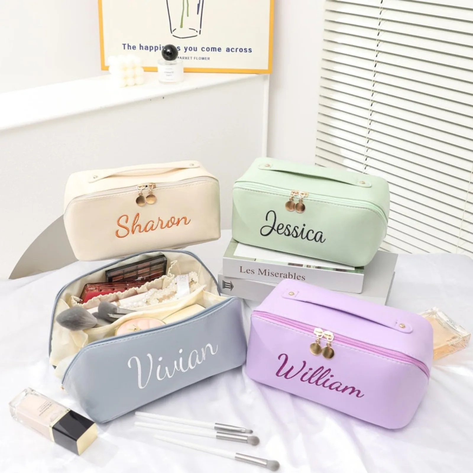 

Custom Travel, Cosmetic Bag, Bridesmaid Make up Bag, Bridal Party Gifts, Birthday gift Her, Makeup Organizer