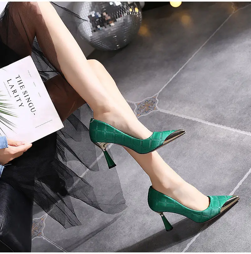 2022 New Woman Pink Pumps Luxury Designer Metal Pointed Stiletto Shallow Mouth Single Shoes High Heels Women Green Party Shoes