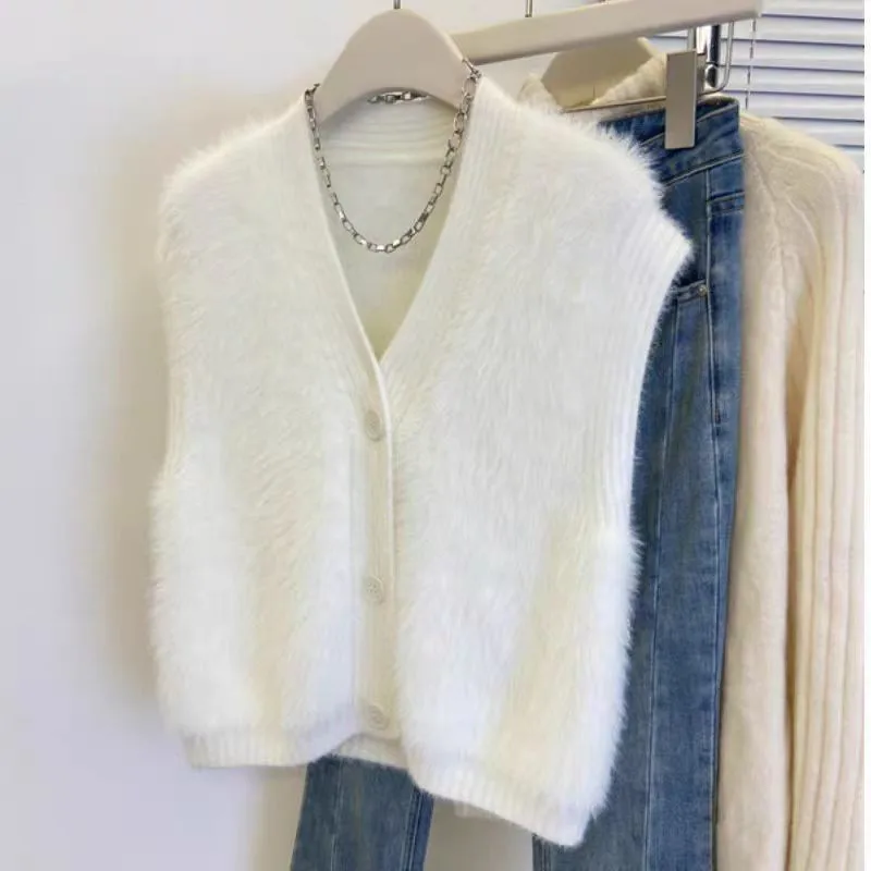 Women's Knitted Mink Vest Sleeveless Open Cardigan Outerwear V-neck Short Length Regular Thickness Single Button Closure