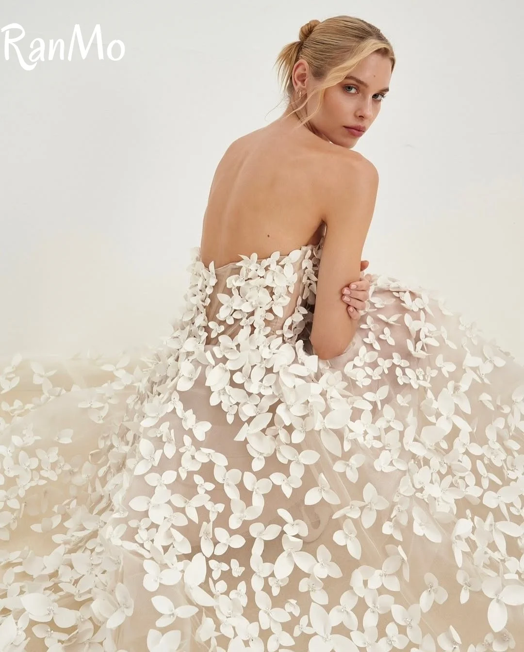 فساتين زفاف Ranmo أنيقة على شكل حرف A ثلاثية الأبعاد بدون حمالات بدون أكمام دانتيل بدون ظهر فساتين عرائس للنساء فيستدوس دي نوفيا 2025 #2