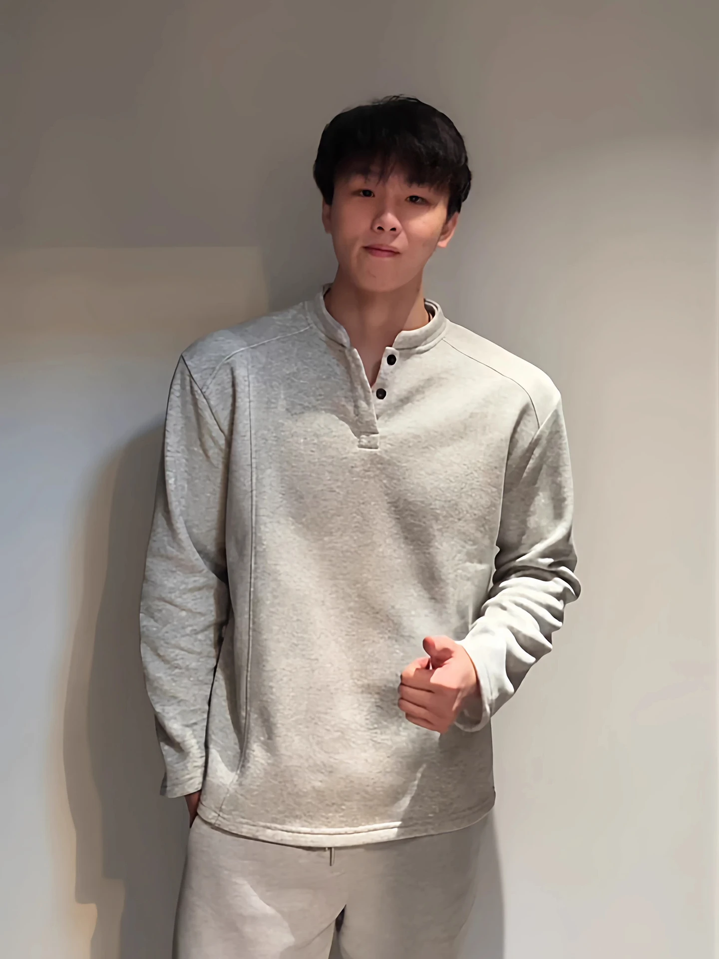 

American Style Shoulder Grey Henry Collar Sweatshirt Men Spring Autumn 2026 New Fitness Sports Inner Match Long Sleeve T-Shirt