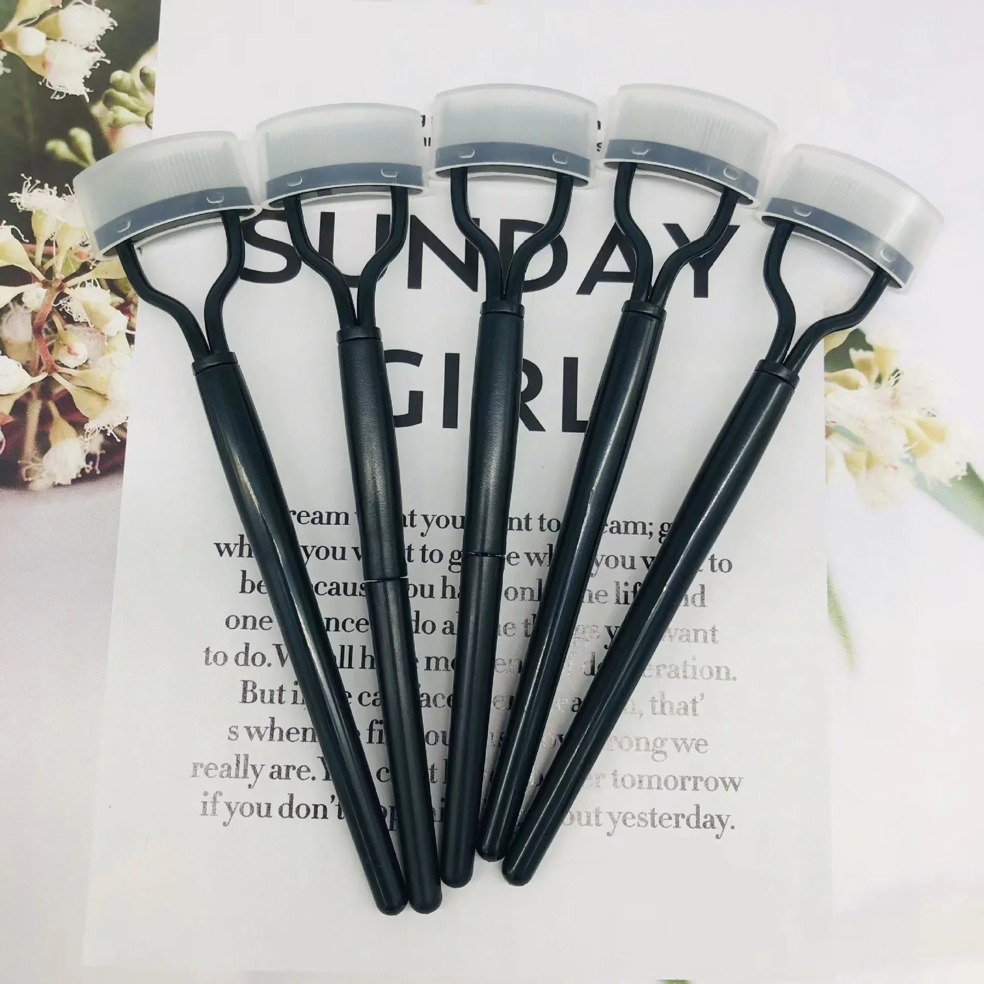 Hot-selling eyelash Beauty foldable splitter Portable Mascara comb Stainless steel eyelash comb tool Hot. Beauty tool 2024