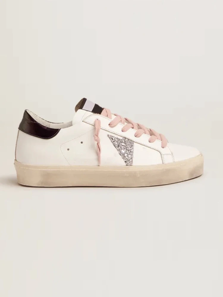 Zapatillas elegantes de cuero curtido, suela amortiguadora para máxima comodidad