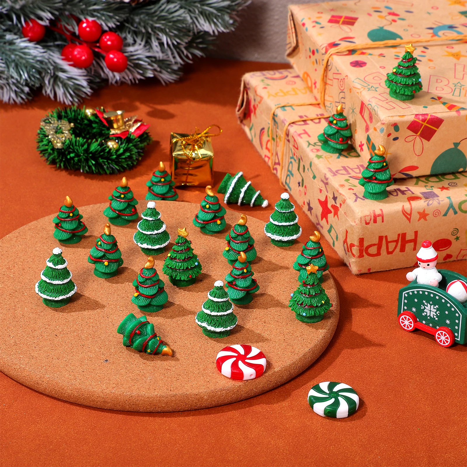 

30Pcs Christmas Microlandscape Decor Resin Mini Tree for Succulent Moss Arrangement Home Office Holiday Decoration Realistic