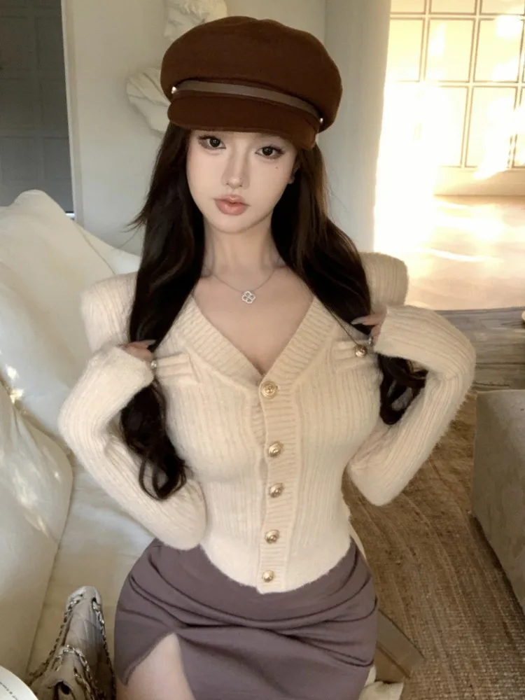 Elegant Long Sleeve V-neck Slim Knitted Cardigan 2024 Spring New Fashion Casual Sweater Coat Korean Spicy Girl Y2k Knitwear Tops