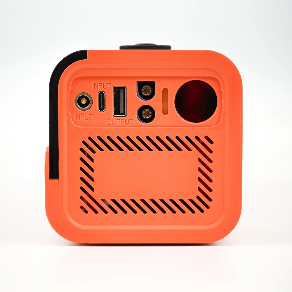 Electric charging machine Portable electric treasure air pump Multifunctional portable battery charging ignition starter