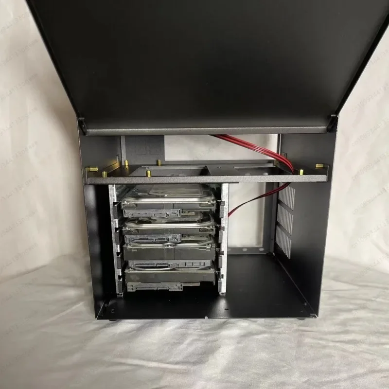 NAS-N4 chassis 4 3.5 hard drives 1 2.5 hard drive, non-full size MATX main board SFX power supply