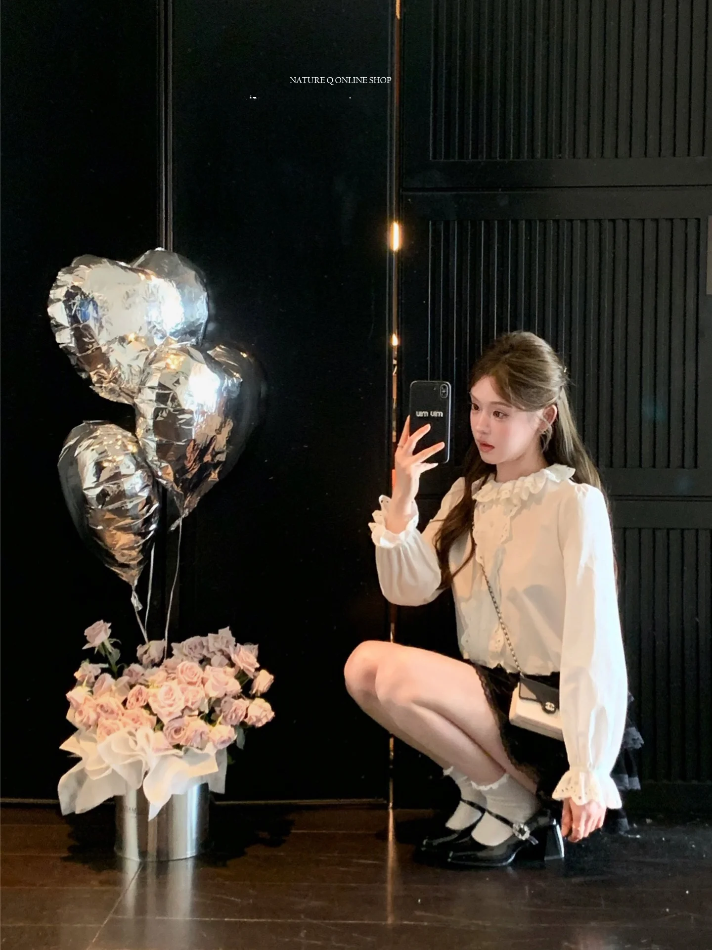 

Fene Long Sve White Cotton irt Women's Inner Wear Court Sle Design Loose Fit Faionable Autumn Top by Yang Xiaolei