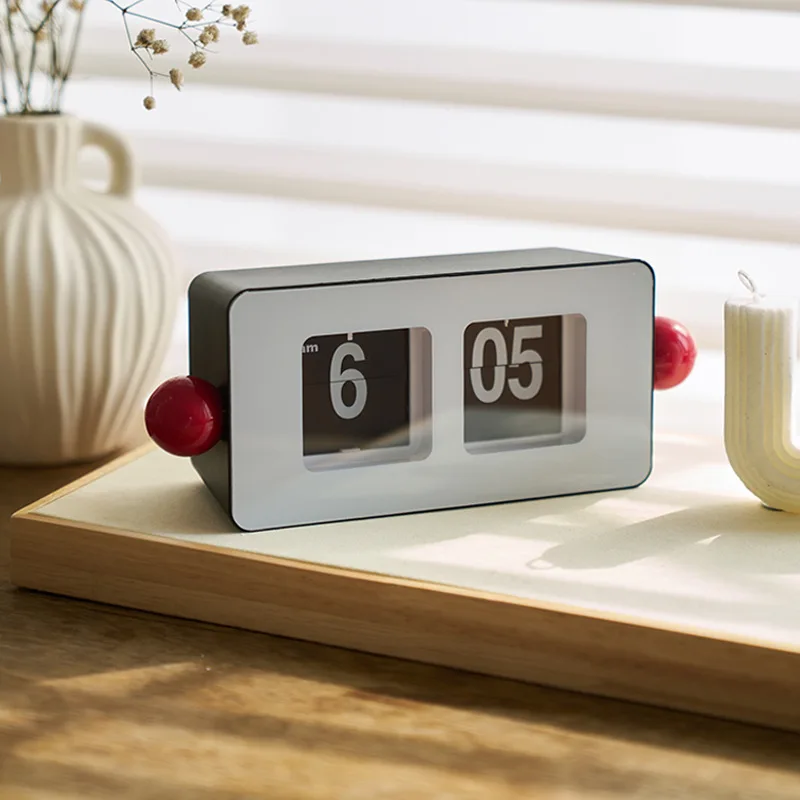 Automatic Page-flipping Clock Creative Table Clock For Living Room, Bedroom Retro Minimalist Desk Decor Home Decoration