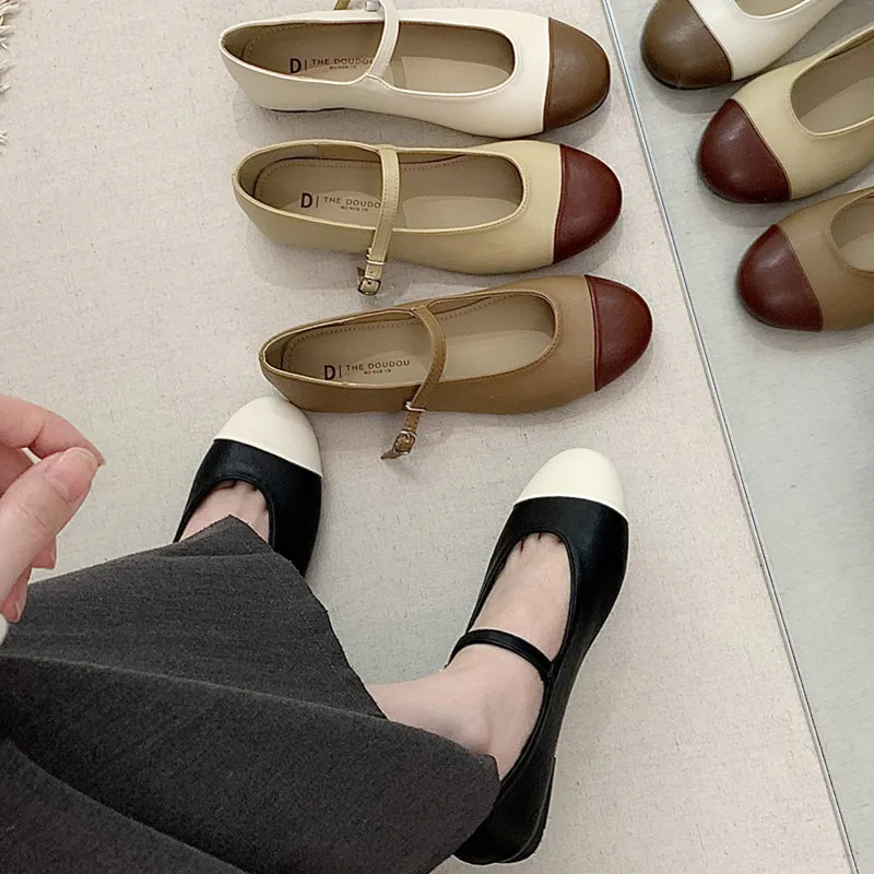 

IPPEUM Туфли на плоской подошве Женские туфли Мэри Джейн на плоской подошве с круглым носком Черные балетки из искусственной кожи