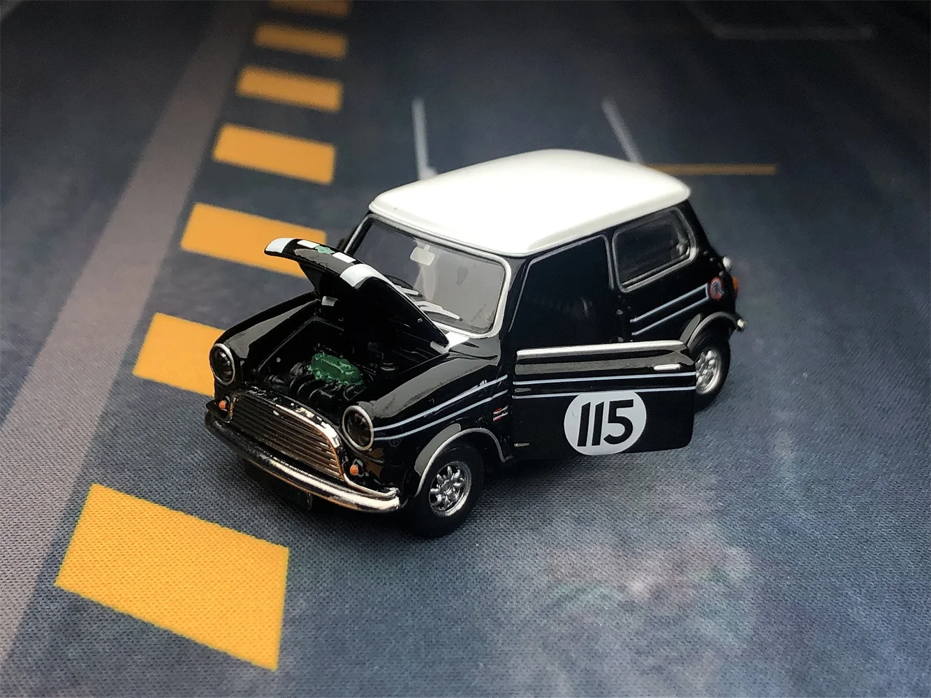 

Tiny 1/50 Mini Cooper #115 Diecast Metal Car Collect Limited Edition Hobby Toys